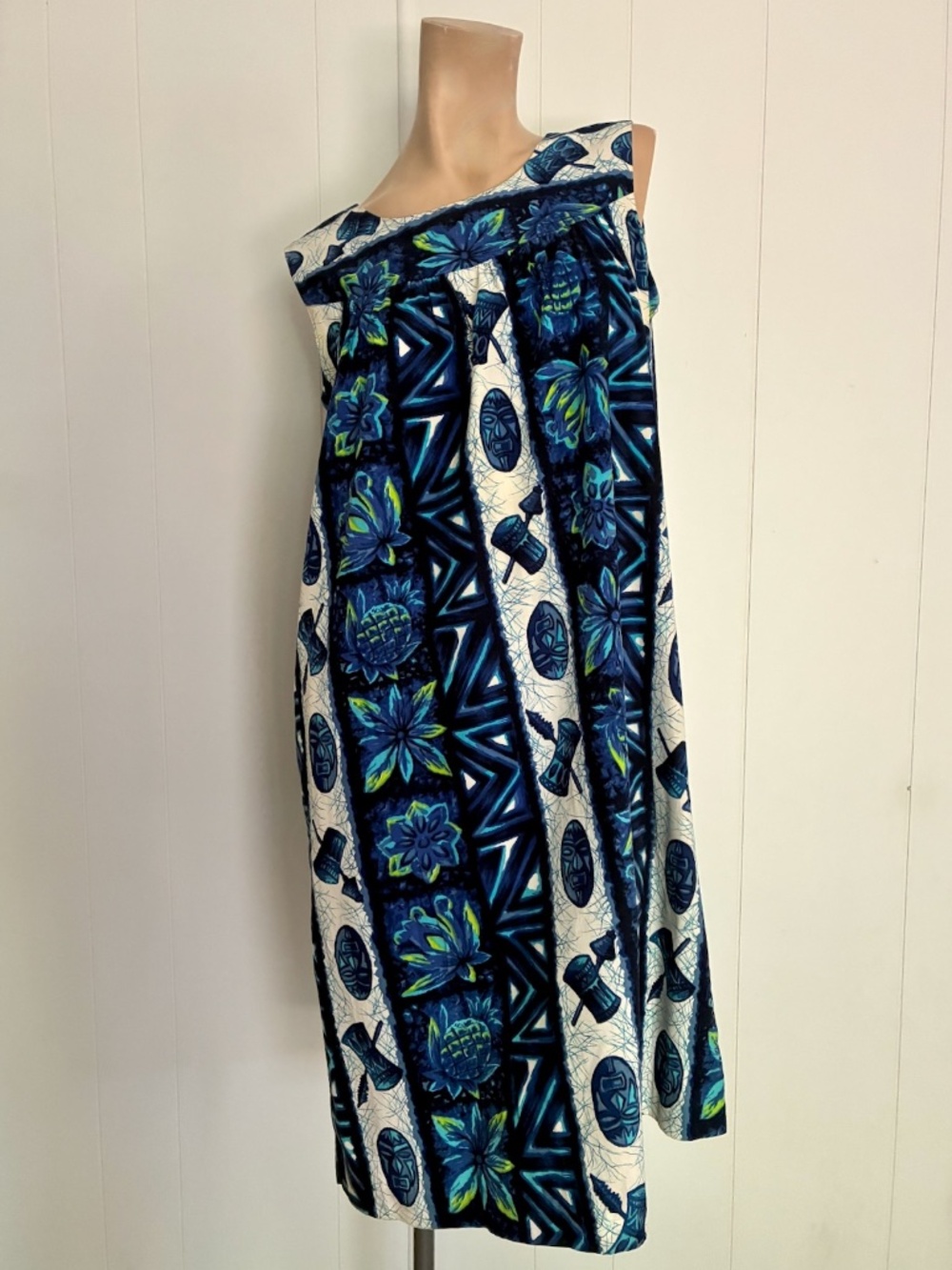 VTG 1960s Hawaiian Cotton MuuMuu Dress Sz S M